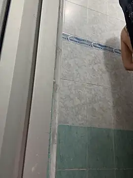 Luna shinee online show from November 15, 2025, 6:11 am