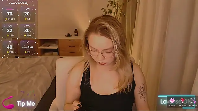 PolinaXXXXJones online show from February 20, 2026, 8:31 pm