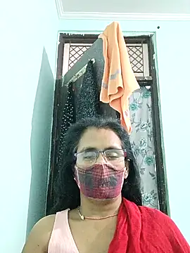 sanjana077 online show from February 8, 2026, 1:42 am