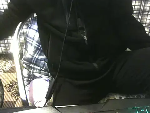 Snapshot of ellsaBunny chatting on November 14, 2025, 3:33 pm ellsaBunny online show from November 14, 2025, 3:33 pm