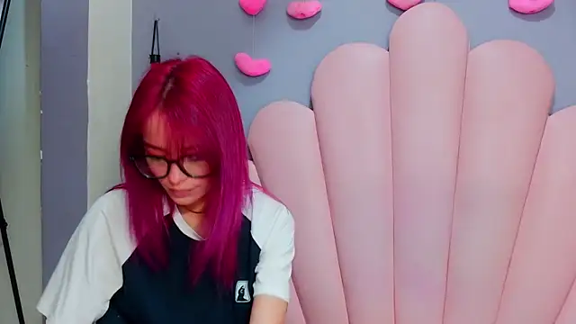 Snapshot of luci_miller chatting on June 11, 2026, 3:26 am luci miller online show from June 11, 2026, 3:26 am