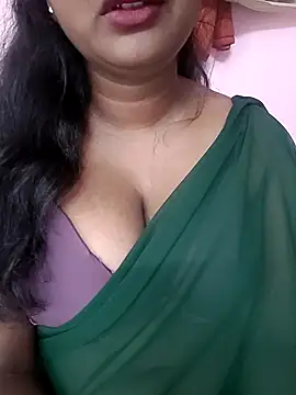 Keerthee  online show from November 6, 2025, 3:07 am