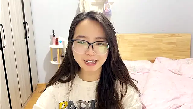 Hmm 0303 online show from March 2, 2026, 7:15 am