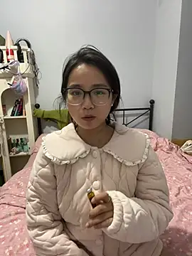 Snapshot of Hmm_0303 chatting on March 6, 2026, 3:08 pm Hmm 0303 online show from March 6, 2026, 3:08 pm