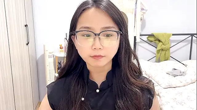 Snapshot of Hmm_0303 chatting on April 7, 2026, 4:40 pm Hmm 0303 online show from April 7, 2026, 4:40 pm