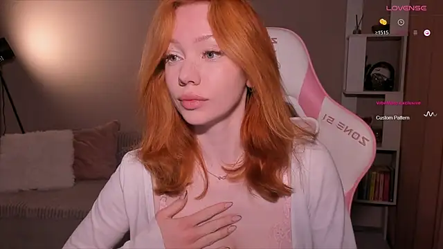 Elisahsthetics online show from April 6, 2026, 11:05 pm