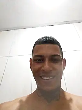 oPretin013 online show from November 10, 2025, 4:22 am