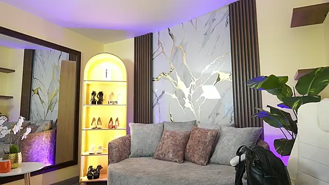 TessaaFox online show from February 13, 2026, 11:39 am