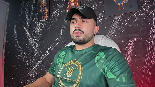 JonnSnow  online show from November 9, 2025, 4:22 am