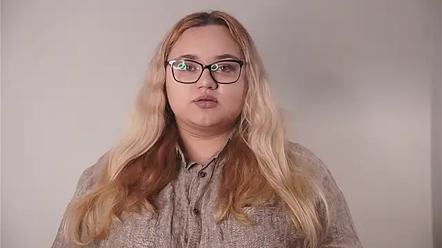 JoliePimpare online show from November 8, 2025, 9:20 am