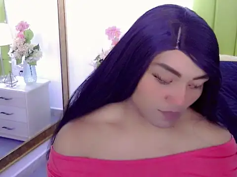 sebastian cruz  online show from December 3, 2025, 7:01 pm