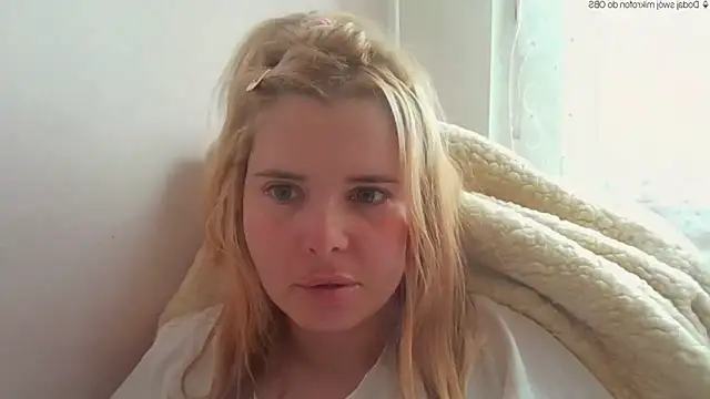 HornyElena online show from May 7, 2026, 10:31 am