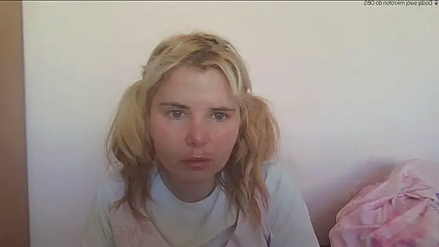Snapshot of HornyElena chatting on May 29, 2026, 2:59 pm HornyElena online show from May 29, 2026, 2:59 pm