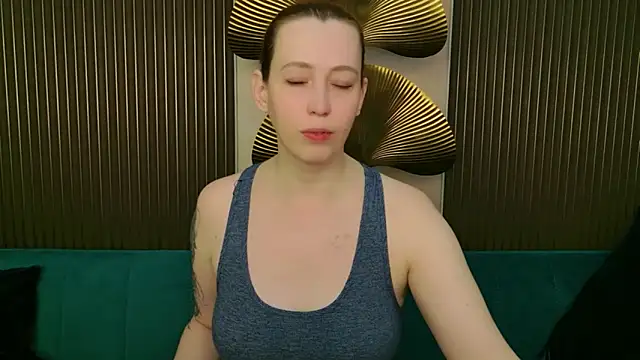 Evie Berret online show from March 28, 2026, 8:52 pm