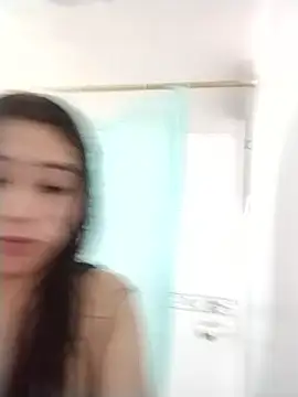 madeline lx online show from November 11, 2025, 10:32 pm