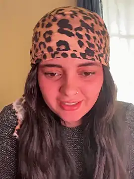 candicewest  online show from February 18, 2026, 4:25 pm