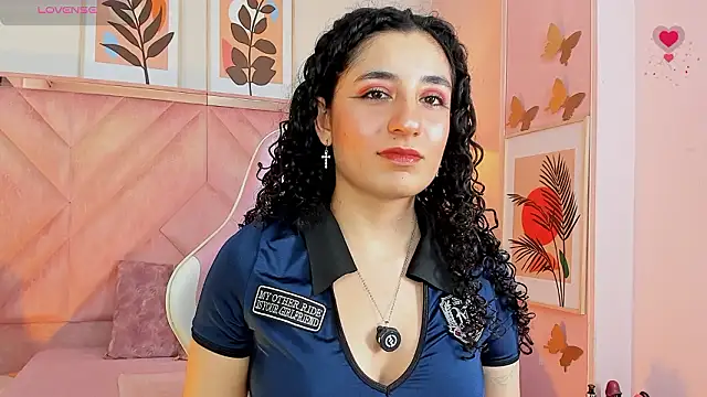 DemiJones  online show from March 11, 2026, 4:40 am