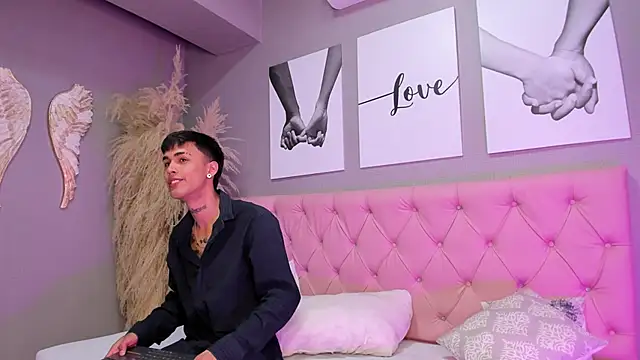 Aitana valverde online show from November 10, 2025, 7:46 pm