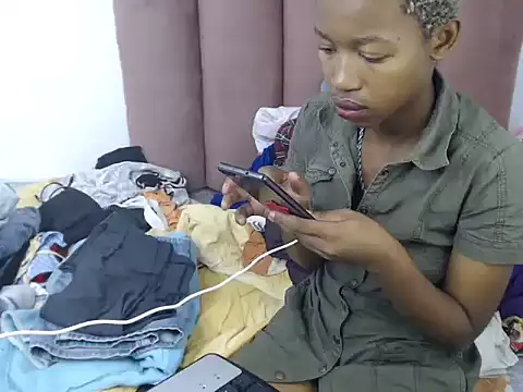 ScorpioBlue  online show from February 25, 2026, 7:01 pm