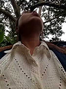 Missa-kute20 online show from November 7, 2025, 1:38 am