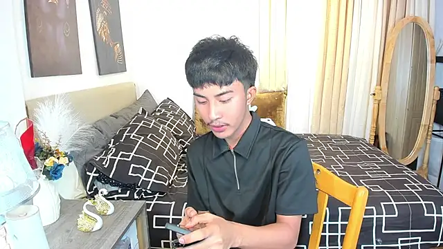 Urloverhardcock online show from April 7, 2026, 9:10 am