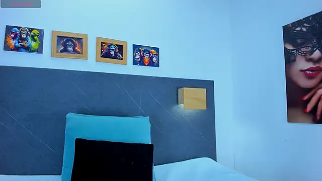 Andhrea Vale online show from March 28, 2026, 12:27 pm