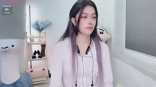 Snapshot of ChloeFozzy chatting on November 14, 2025, 2:27 pm ChloeFozzy online show from November 14, 2025, 2:27 pm