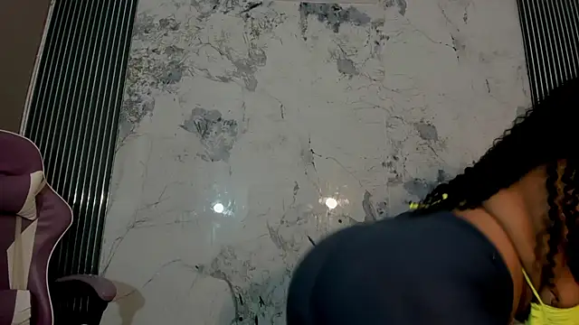 Snapshot of elena_wolff chatting on February 12, 2026, 12:00 pm elena wolff online show from February 12, 2026, 12:00 pm