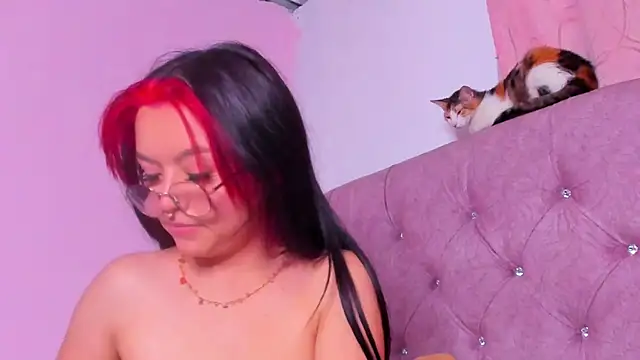 amy  a online show from June 12, 2026, 7:40 am