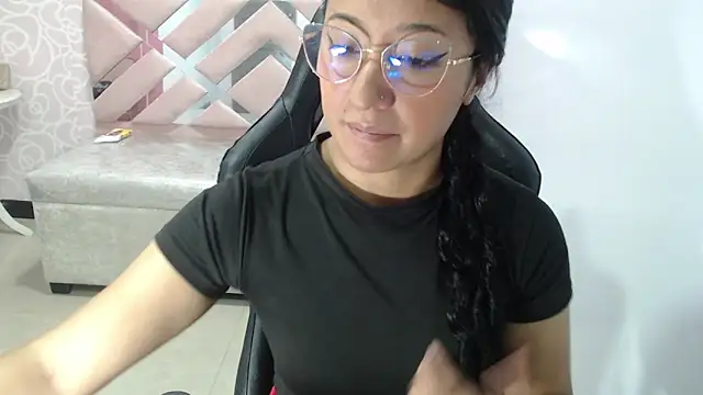 Nezuko1 Amaterasu1 ch online show from November 11, 2025, 5:46 pm