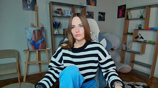 JacquelinKasch online show from November 8, 2025, 1:33 pm