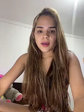 Snapshot of Sara__Secret chatting on November 16, 2025, 2:50 am Sara Secret online show from November 16, 2025, 2:50 am