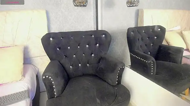 CelesteJones1 online show from December 5, 2025, 12:36 pm