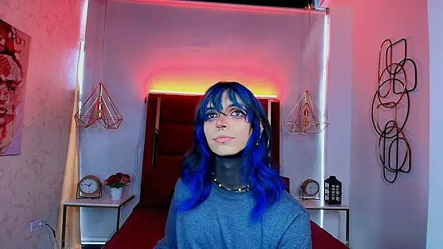 Snapshot of luxiel_ chatting on May 28, 2026, 9:12 pm luxiel online show from May 28, 2026, 9:12 pm
