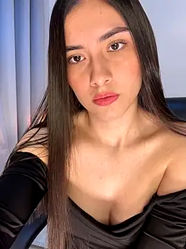 MissEmma   online show from December 16, 2025, 9:20 pm