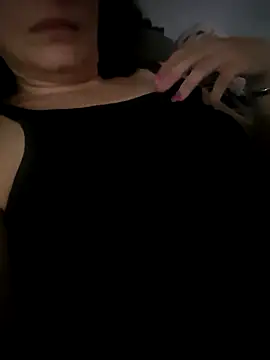 KiciaBuziak online show from November 13, 2025, 11:25 pm