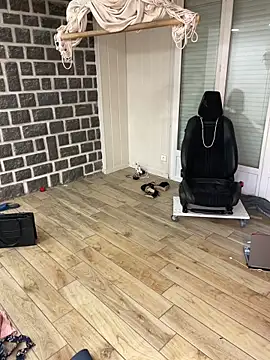 samia42 online show from April 14, 2026, 8:04 pm