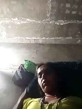 CUTE V SEXY online show from November 9, 2025, 3:32 pm