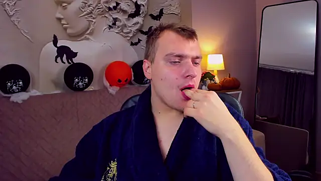 Snapshot of ArchieHolmes chatting on November 9, 2025, 4:00 am ArchieHolmes online show from November 9, 2025, 4:00 am