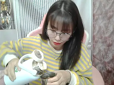 Ella039 online show from January 7, 2026, 7:11 am