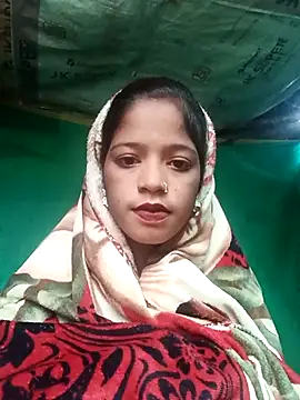 Snapshot of Hot_eras8 chatting on November 26, 2025, 1:39 am Hot eras8 online show from November 26, 2025, 1:39 am