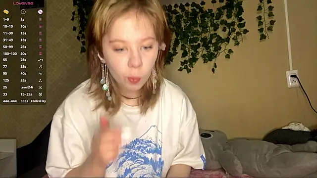 SheritaKohrs online show from November 9, 2025, 4:11 am