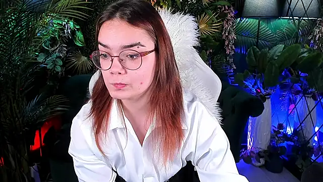 Snapshot of Lily__Evans chatting on November 13, 2025, 7:40 am Lily Evans online show from November 13, 2025, 7:40 am