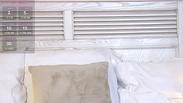 JasminReev online show from January 8, 2026, 8:11 pm