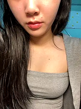 Lynn-122 online show from December 1, 2025, 5:45 am