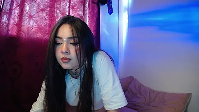  Pariiss online show from April 2, 2026, 10:18 pm