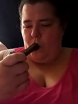 Snapshot of mayflower420 chatting on April 15, 2026, 4:36 pm mayflower420 online show from April 15, 2026, 4:36 pm