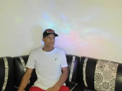 JUANBIGCOCK21CM online show from April 28, 2026, 8:25 pm