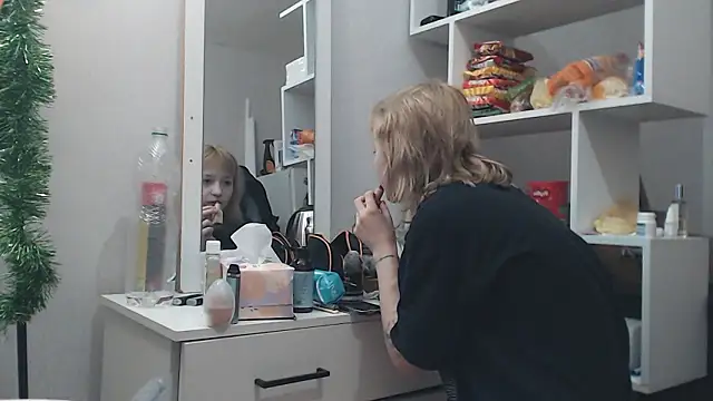 angelsofpornn online show from January 19, 2026, 2:43 pm