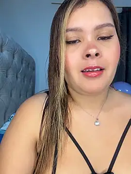 Snapshot of MelodySanz chatting on June 4, 2026, 11:33 pm MelodySanz online show from June 4, 2026, 11:33 pm